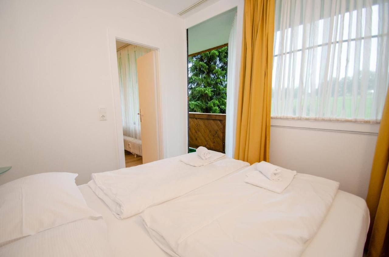 Low Budget Apartment Kitz 10 Капрун Екстериор снимка