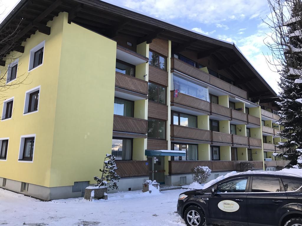 Low Budget Apartment Kitz 10 Капрун Екстериор снимка